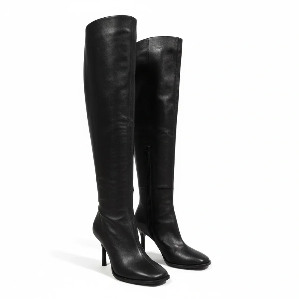 Jeffrey Campbell chic black